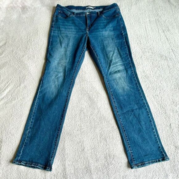 NWOT Levi’s Women’s 314 Shaping Straight Leg Jeans - Picture 1 of 16